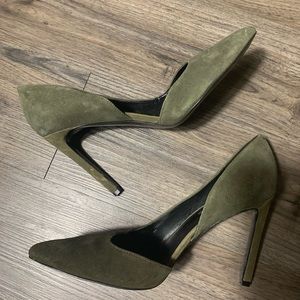 NWOT Nine West Suede High Heel Pump